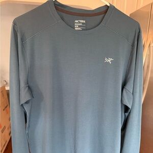 Arc'teryx Men's Long Sleeve Crew - Dusty Blue